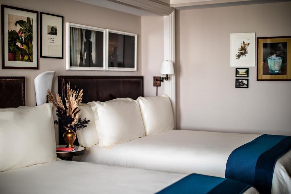 Classic Queen Room with Two Queen Beds