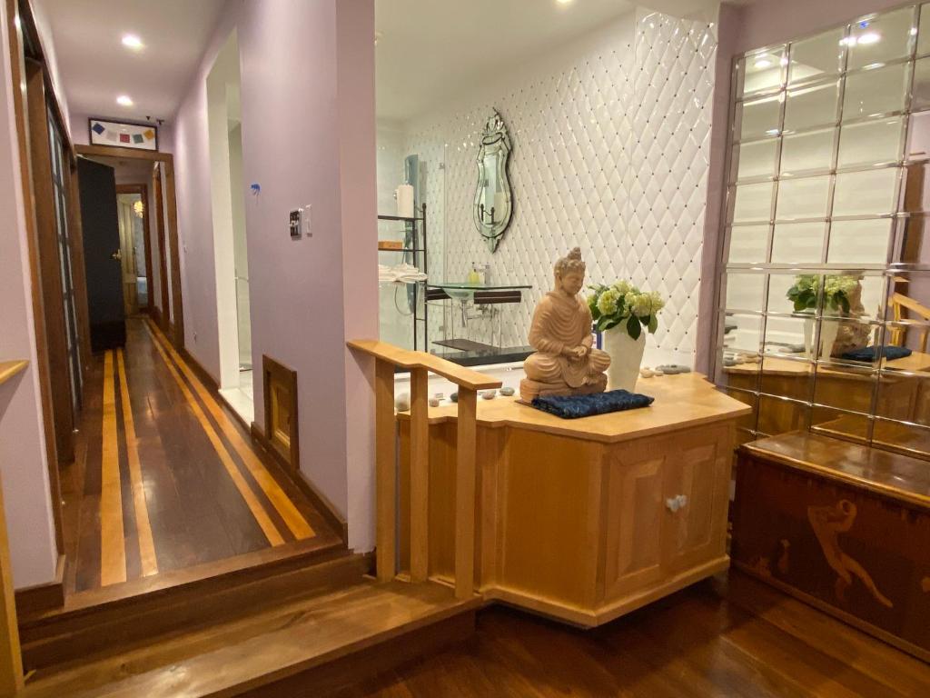 Deluxe Suite with Spa Bath