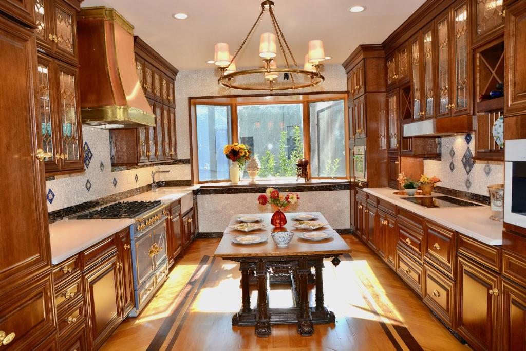 Deluxe Suite with Spa Bath