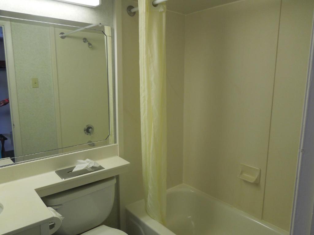 Standard Double Room with Two Double Beds