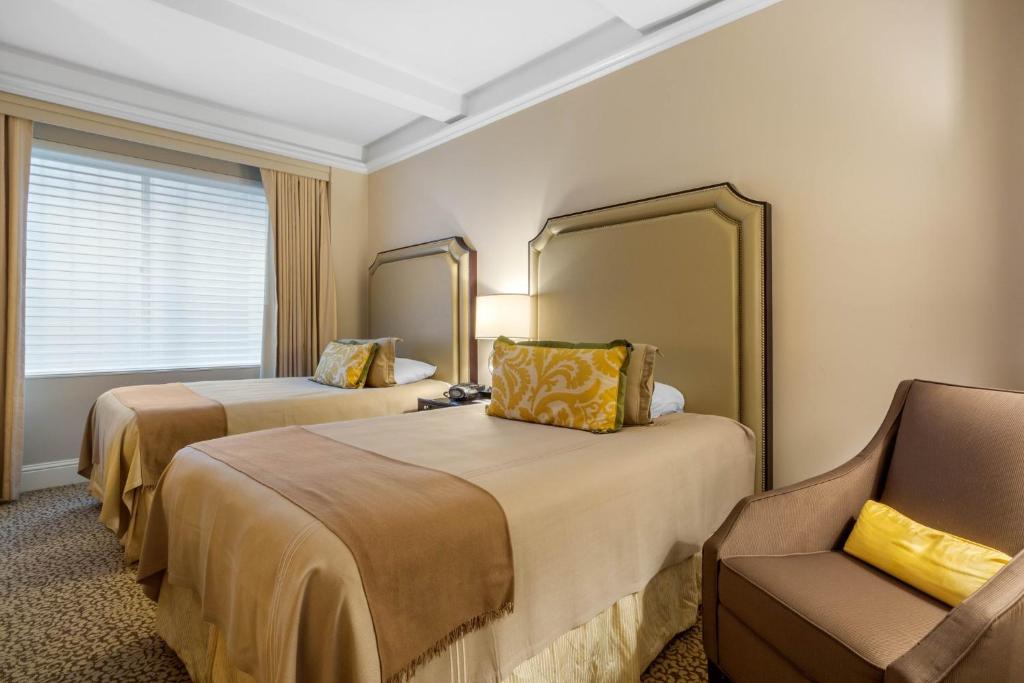 Deluxe Double Room with Two Double Beds