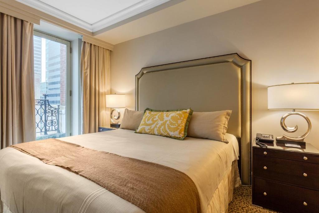 Premier Skyline View King