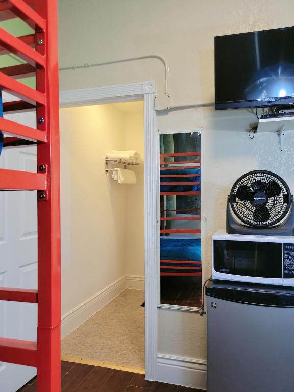 Triple Room with Private Bathroom