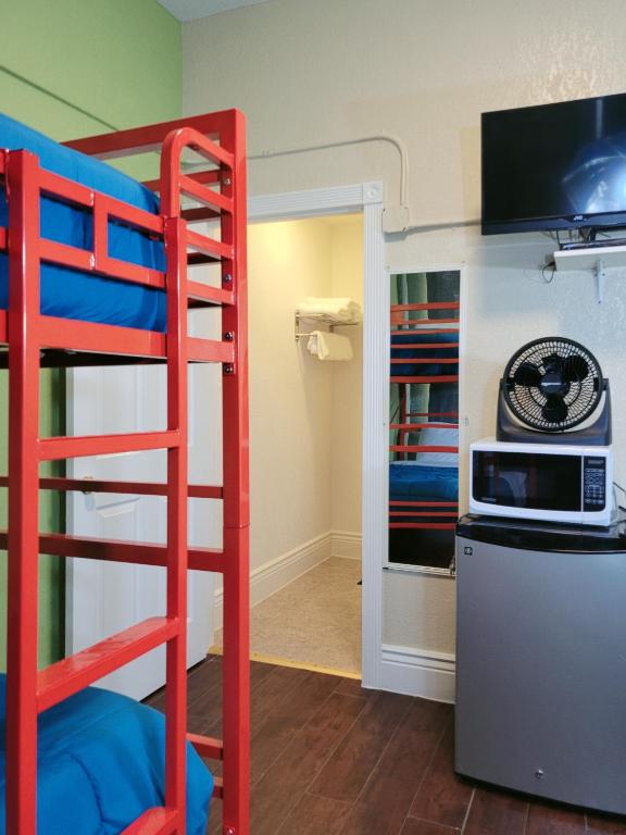 Triple Room with Private Bathroom