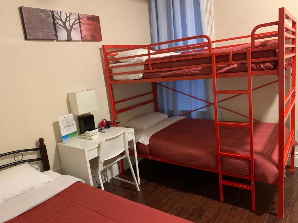 Triple Room with Private Bathroom