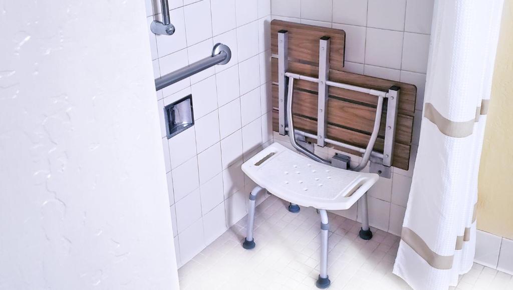 King Room – Disability Access