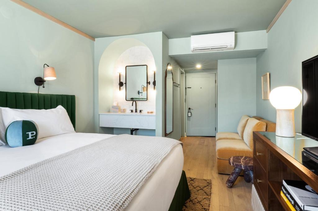 King Room with Balcony