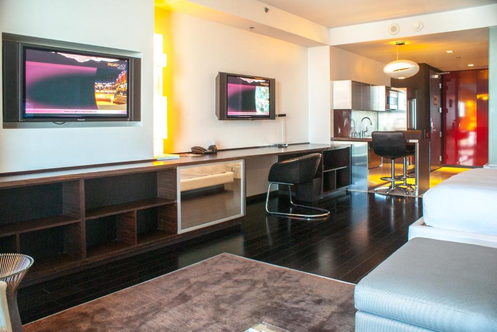 Studio Suite Strip View