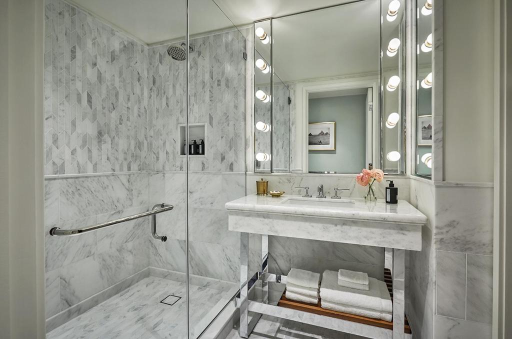 Hollywood Hills Queen Queen Room