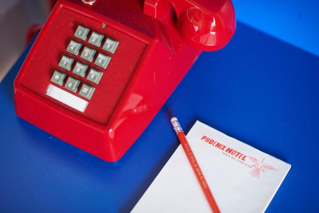 Standard  2 Queen Beds