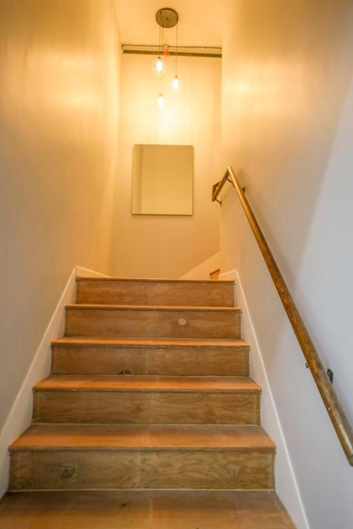 Single Bed in Mixed Dormitory Room