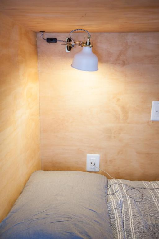 Single Bed in Mixed Dormitory Room