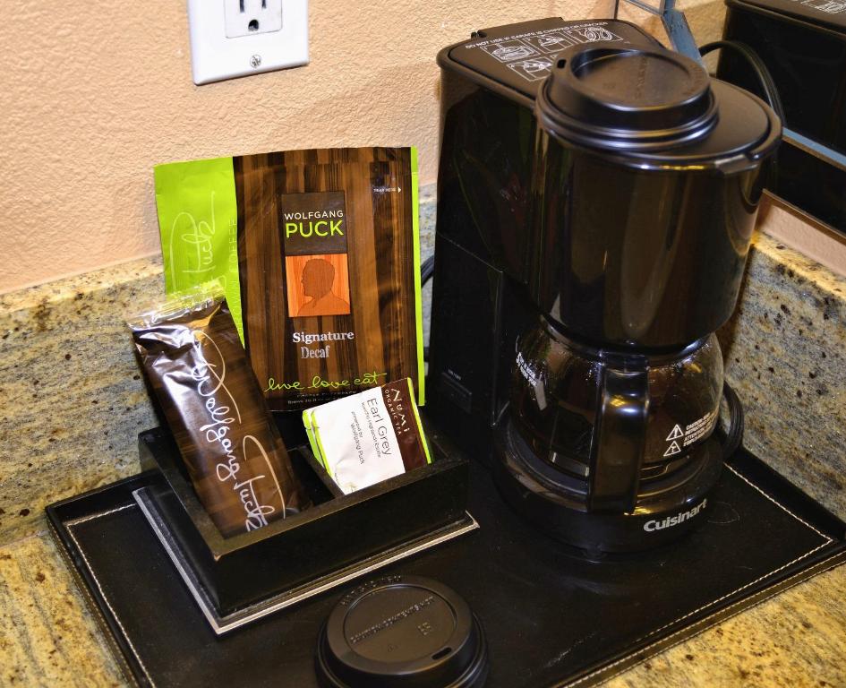 Standard Queen Room with Two Queen Beds
