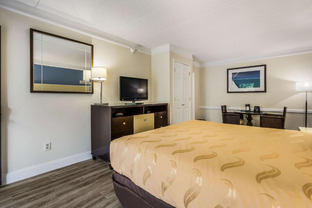 King Room – AccessibleSmoking