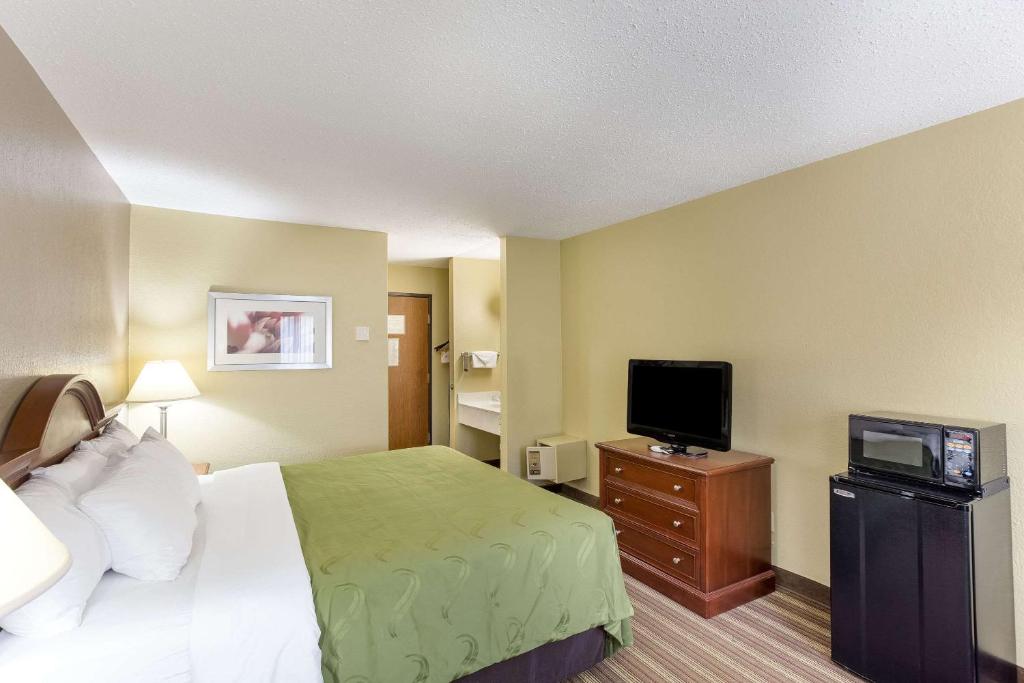 King Room – Non-Smoking