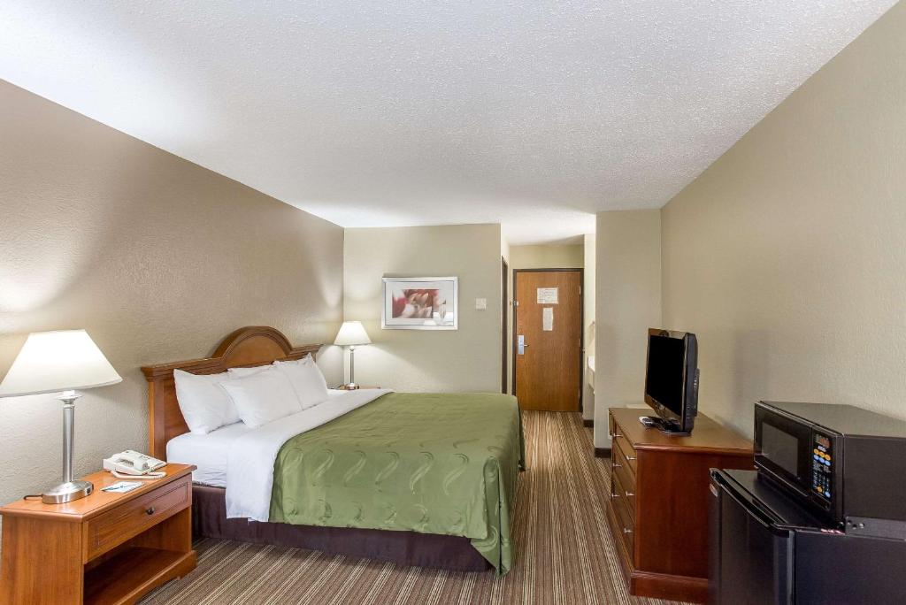 King Room – Non-Smoking