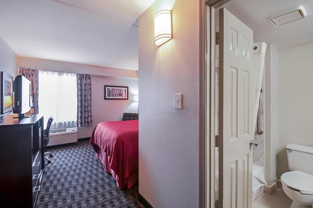 Queen Room – Non-Smoking