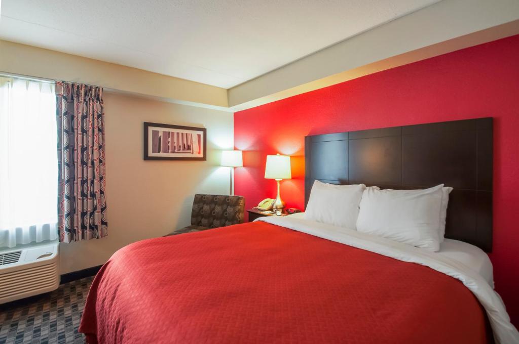 Queen Room – Smoking