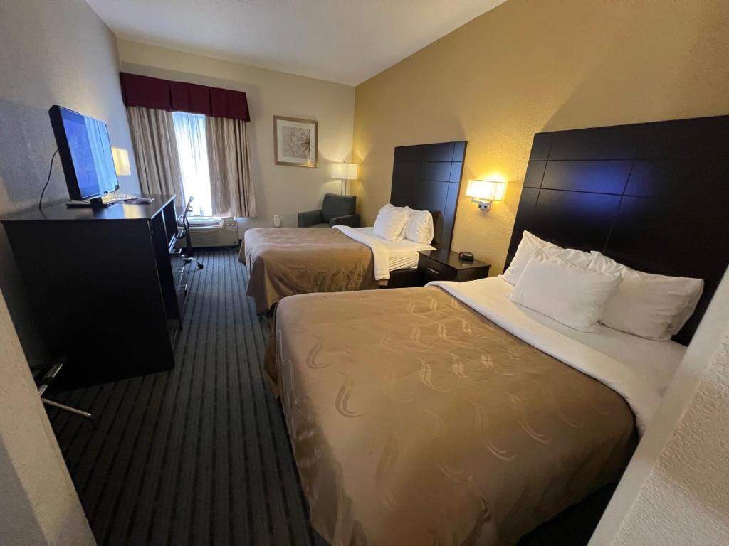 Double Room with Two Double Beds – Non-Smoking