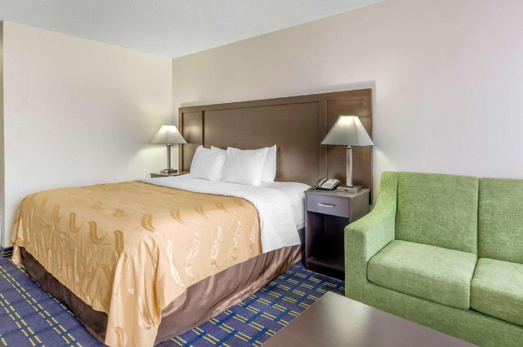 King Room – Non-Smoking