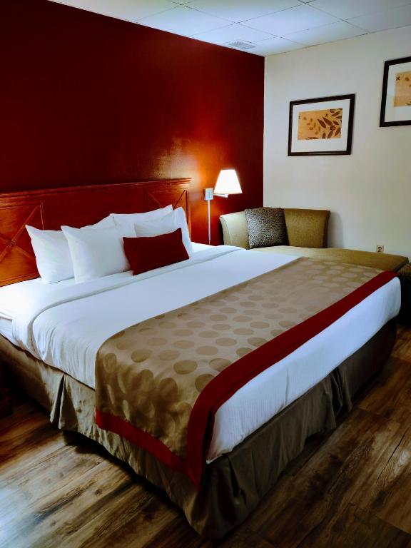 Two-Bedroom Suite –  Non-Smoking