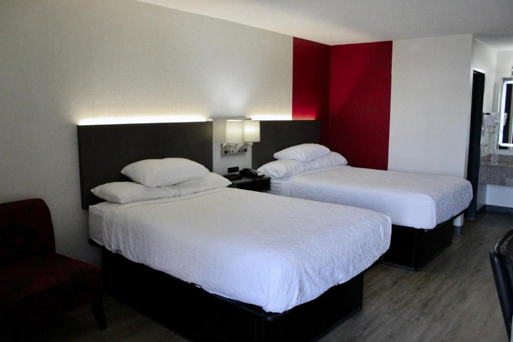 Double Room with Two Double Beds – Non-Smoking