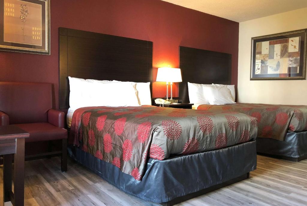 Double Room with Two Double Beds – Non-Smoking