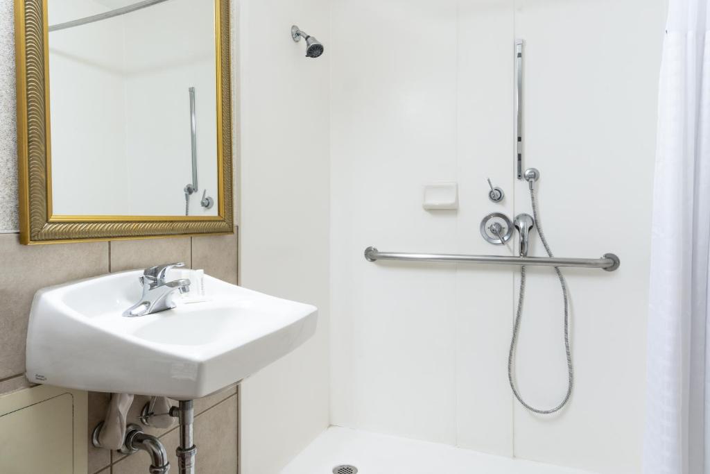 Double Room – Mobility AccessNon-Smoking