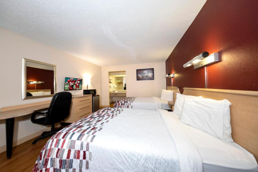 Double Room with Two Double Beds – Non-Smoking