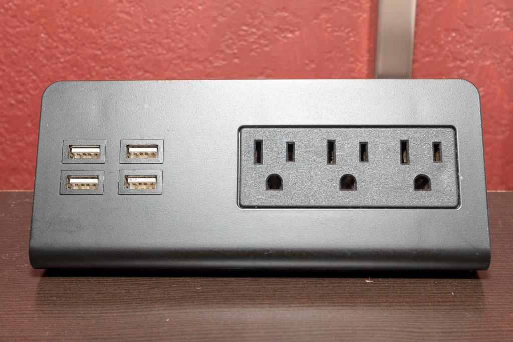 Deluxe Double Room with Two Double Beds Smoking