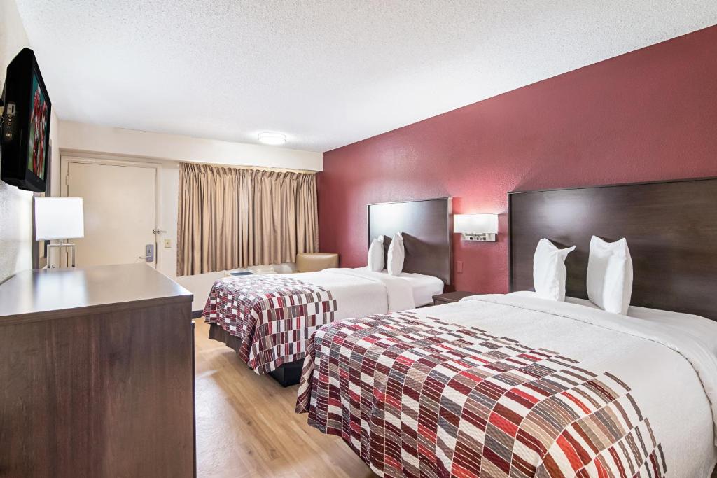 Deluxe Room with Two Double Beds Smoking