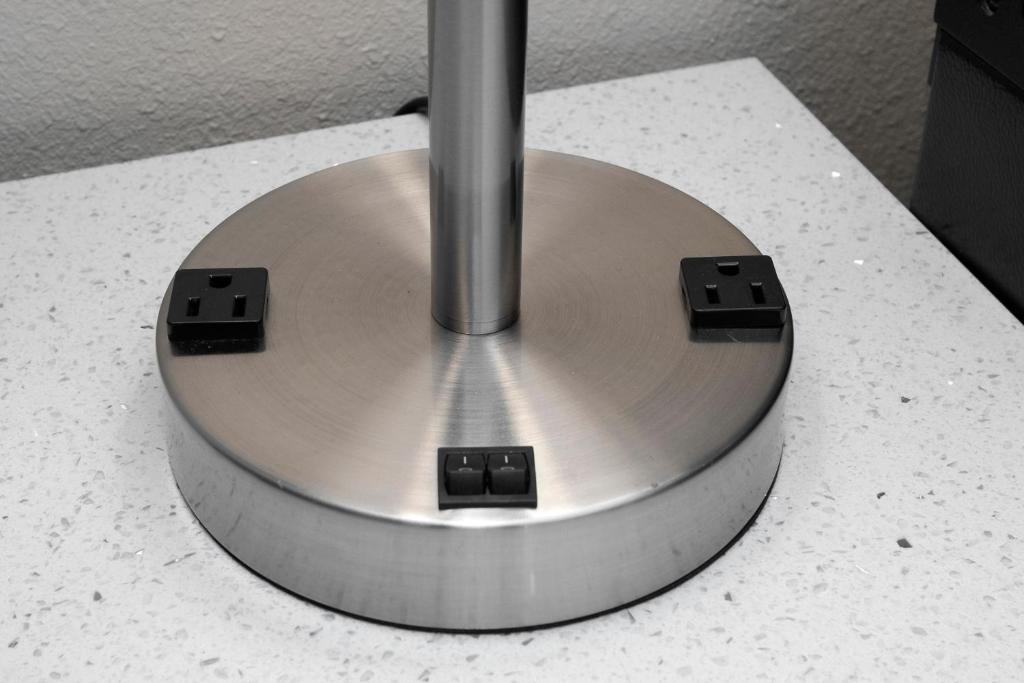 Superior King Room Disability Access Roll-In Shower Non-Smoking