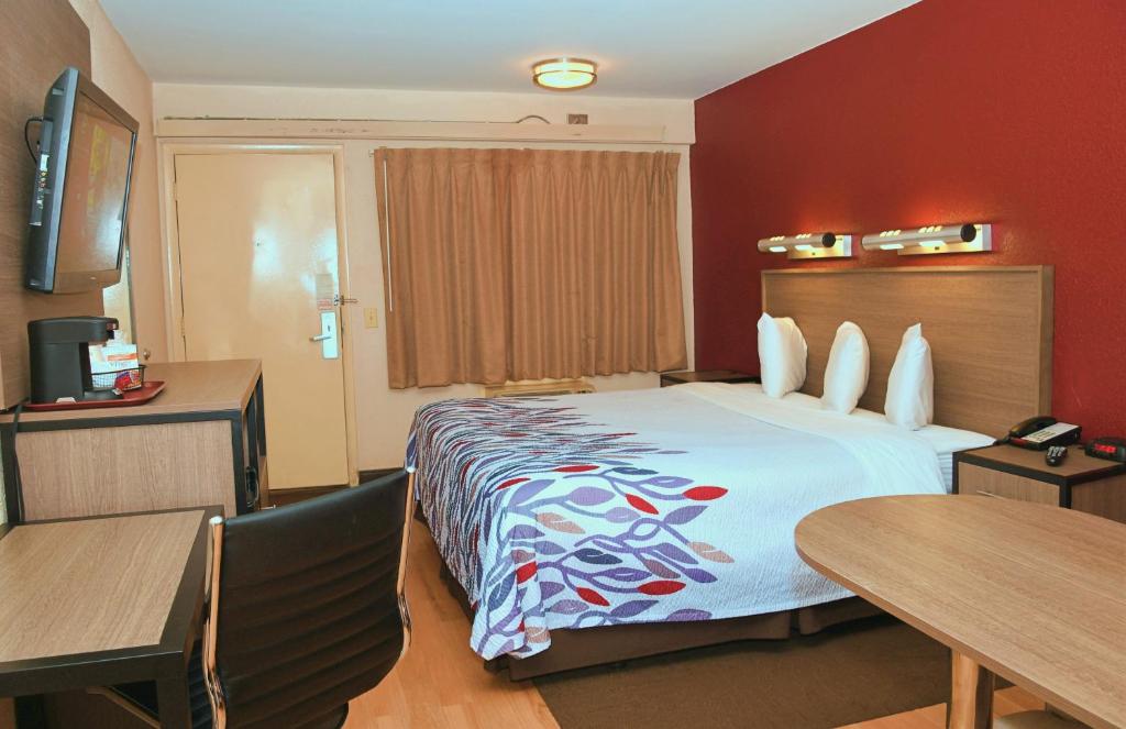 Superior King Room Smoke Free