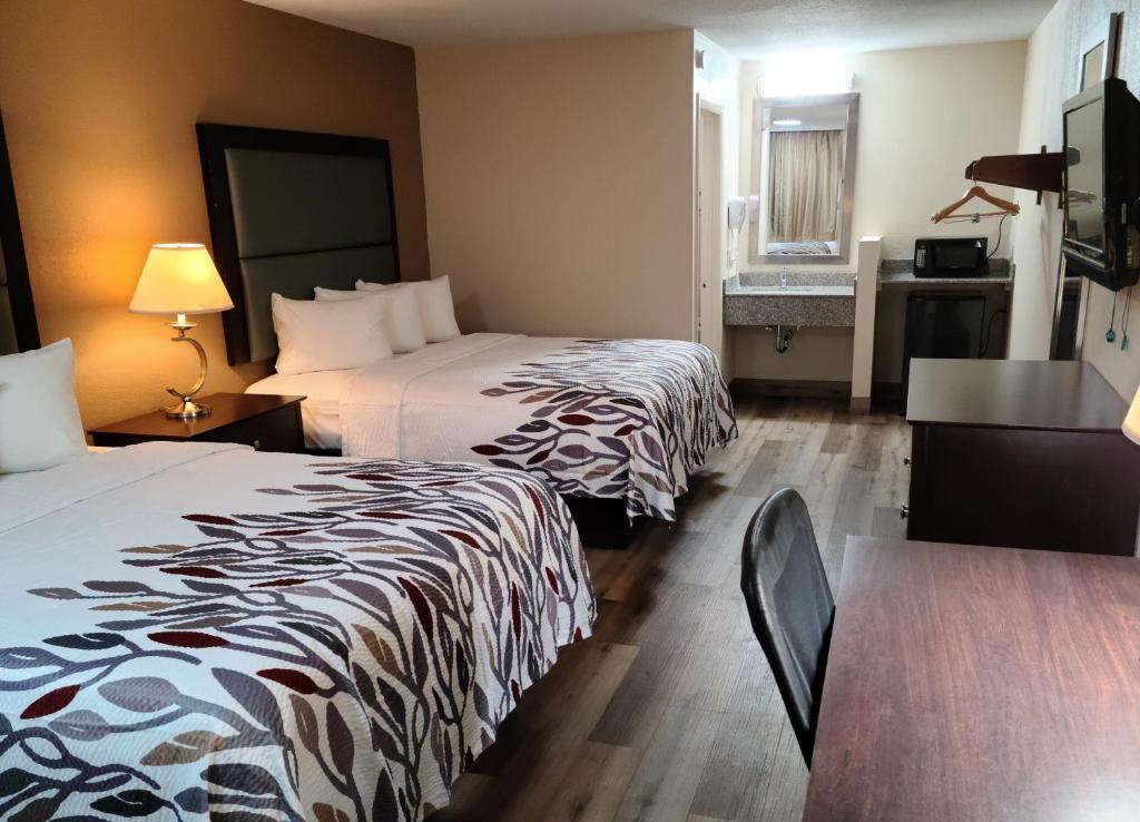 Superior Room with Two Queen Beds Smoking