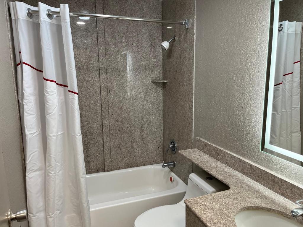 Deluxe Room with Two Double Beds Non-Smoking