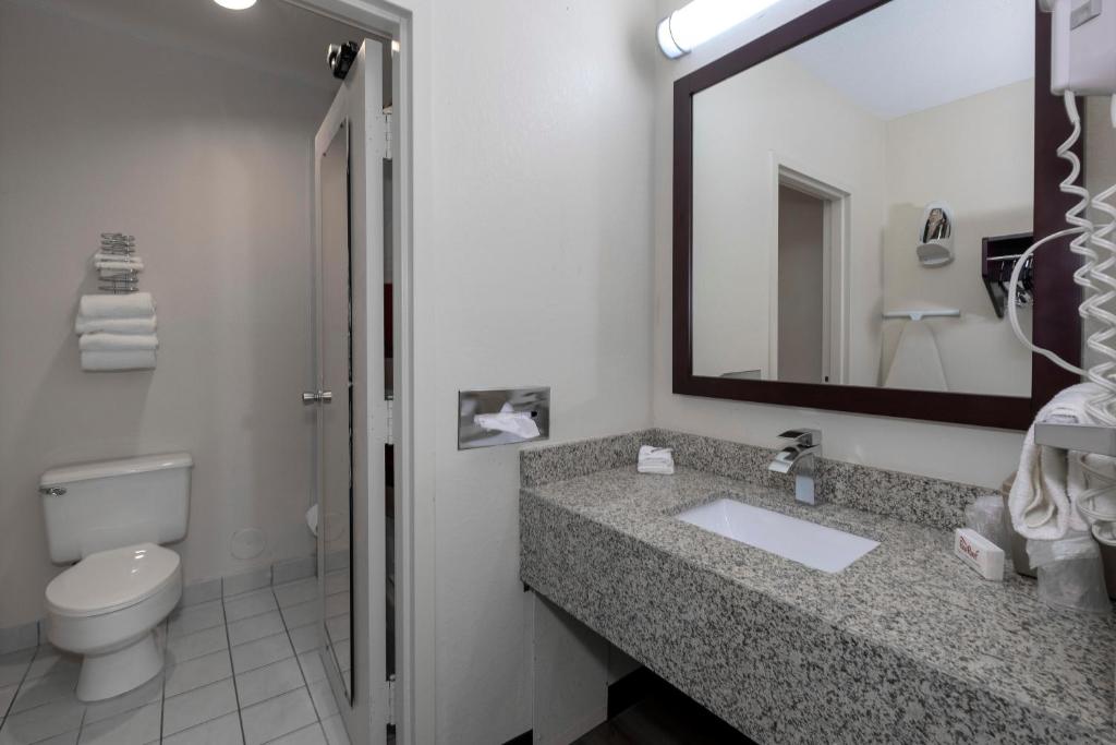 Superior King Room Smoke Free