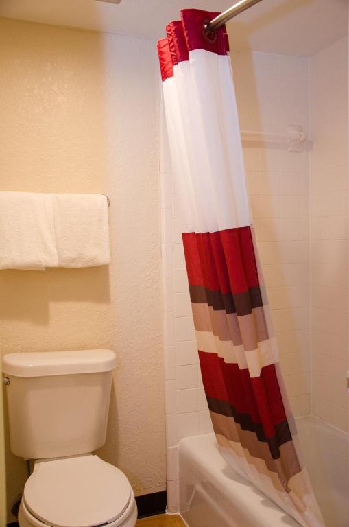 Deluxe Double Room with Two Double Beds – Non-Smoking