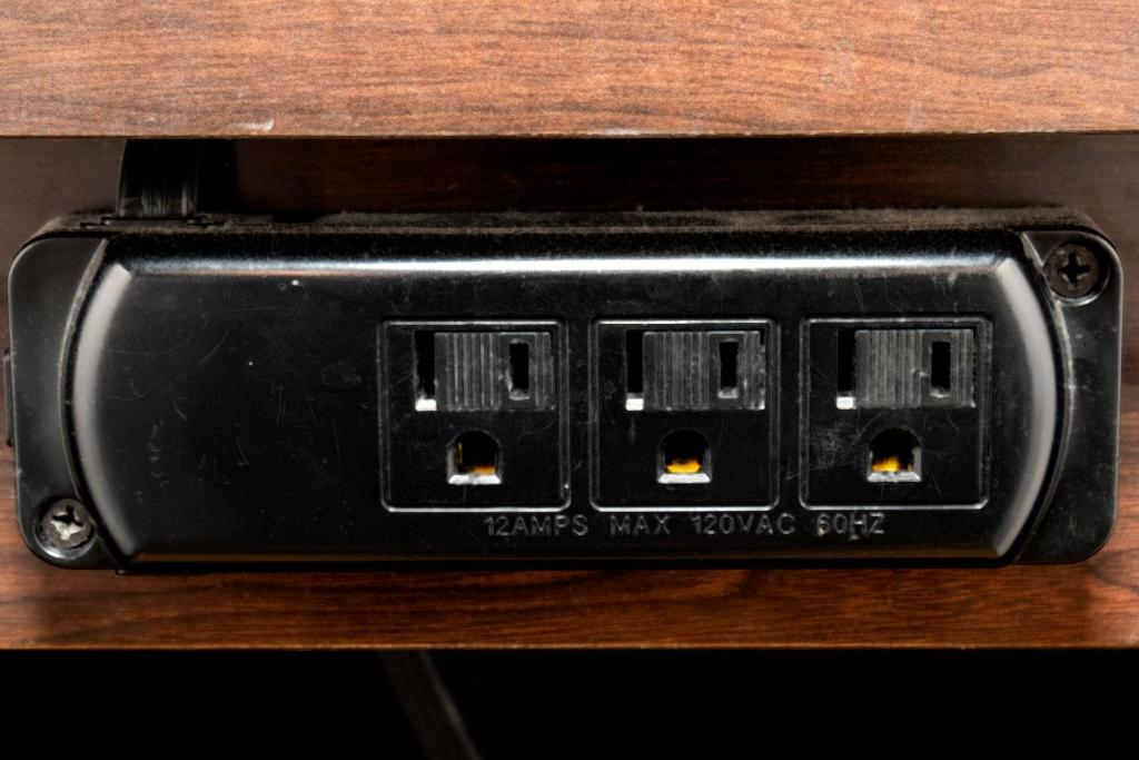 Deluxe Room with Two Queen Beds Non-Smoking