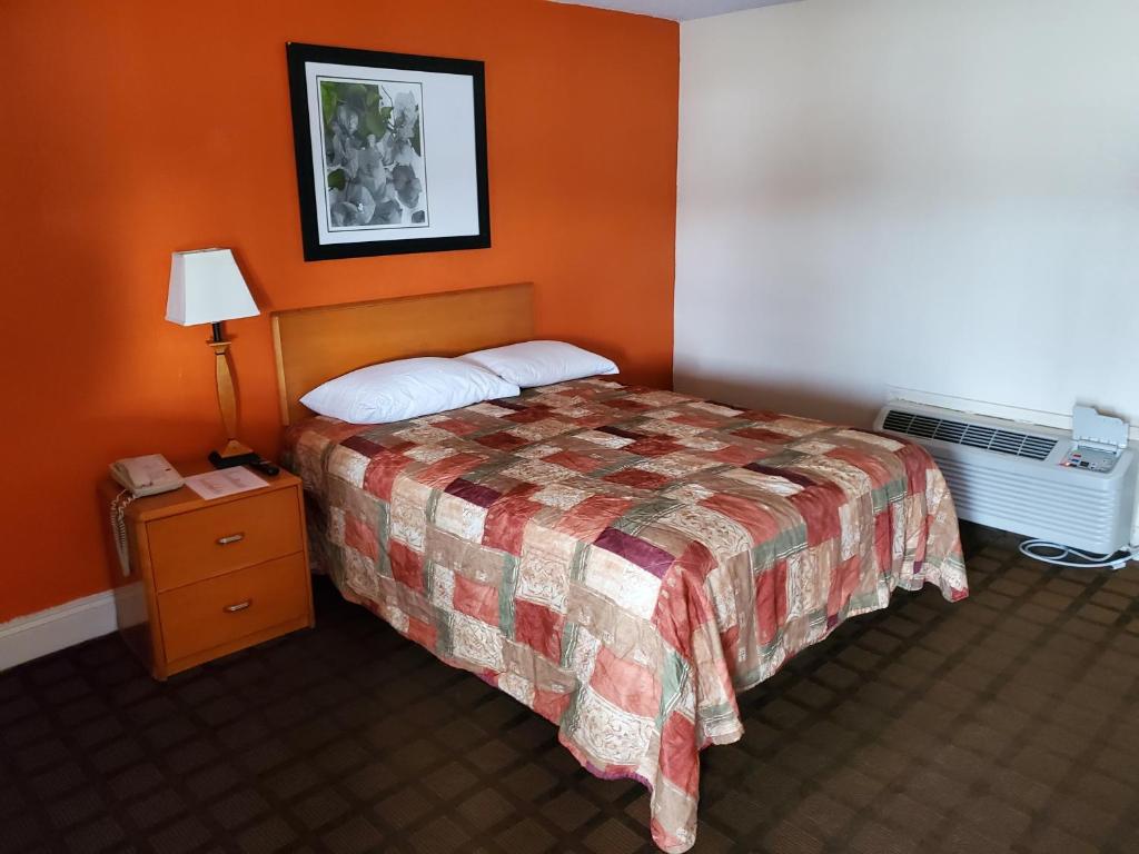 Queen Room – Non-Smoking