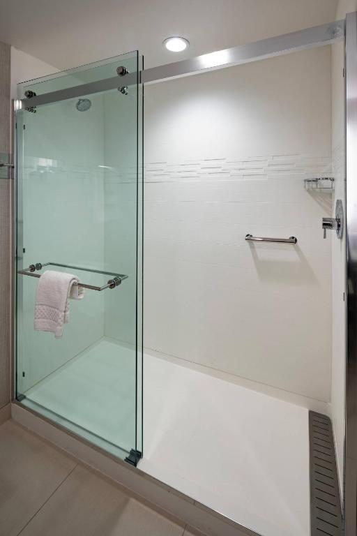 Studio 1 King Sofa bed