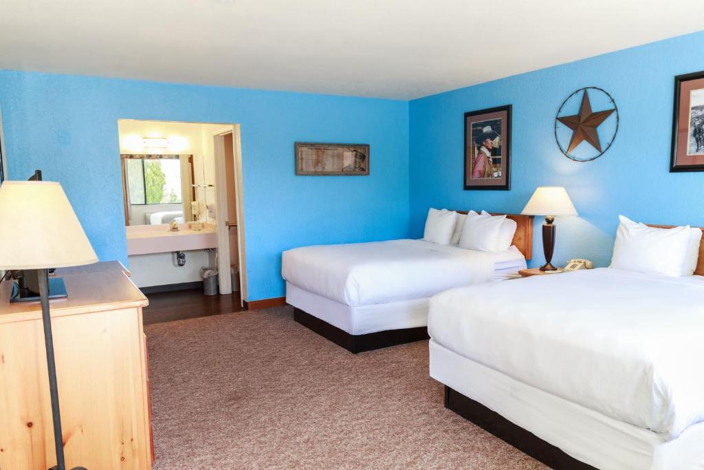 Queen Room with Two Queen Beds