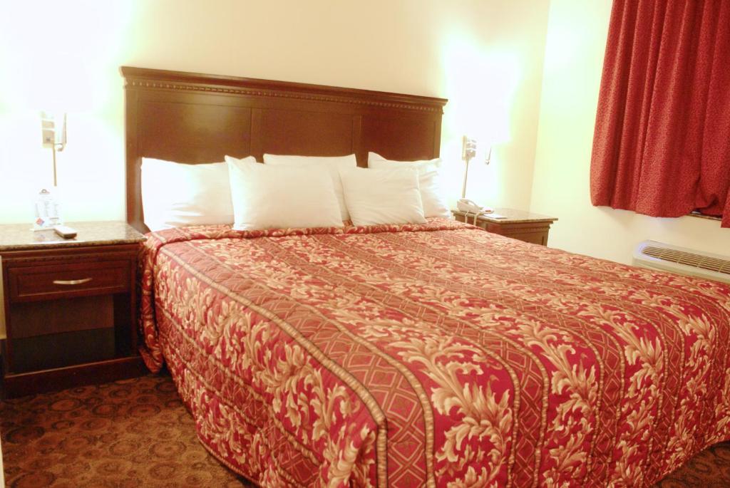 King Room – Non-Smoking