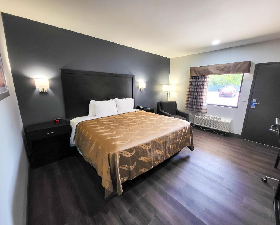 King Room – AccessibleNon-Smoking