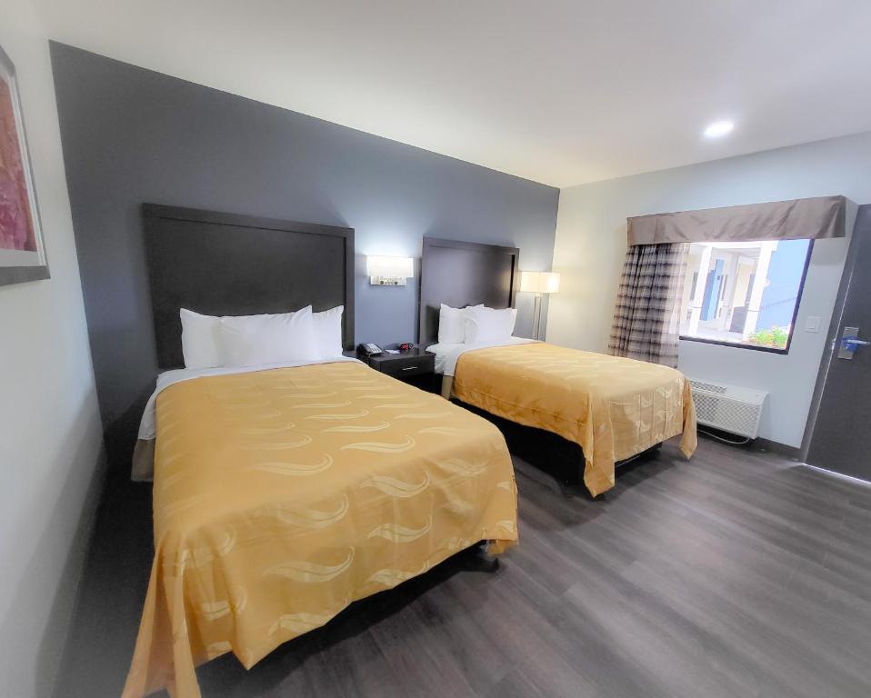 Standard Double Room with Two Double Beds – Non-Smoking