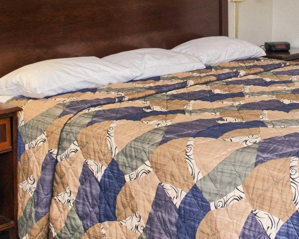 King Room – Non-Smoking