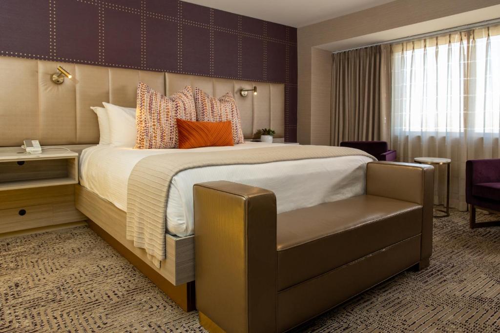 Marra Style King Mountain View