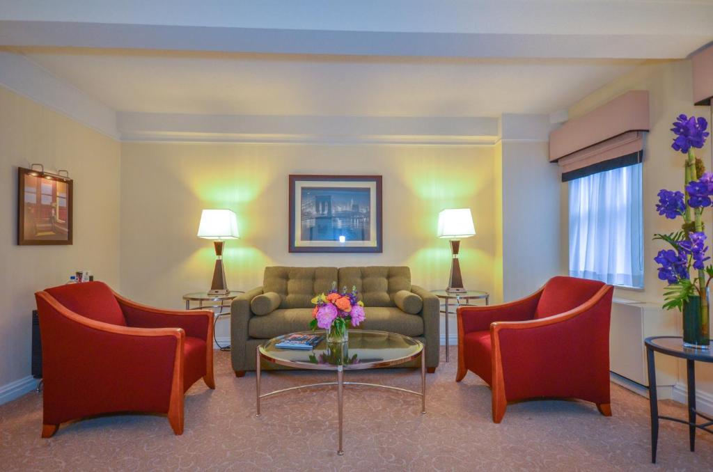 Executive Junior King Suite