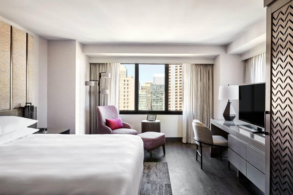 1 Bedroom Junior Suite 1 King