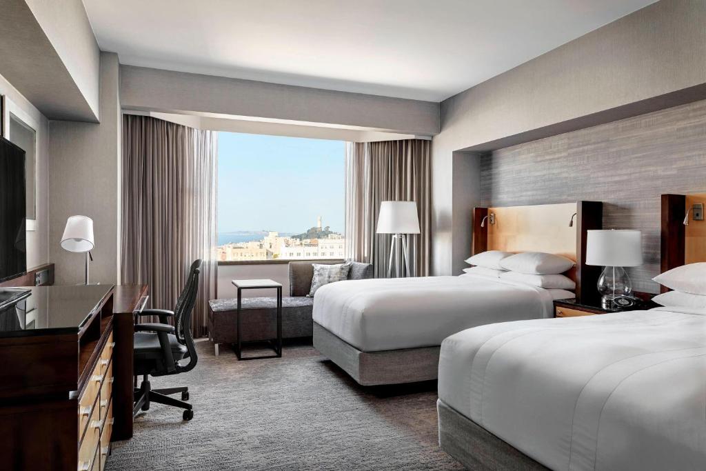 Double Room with City or Bay View