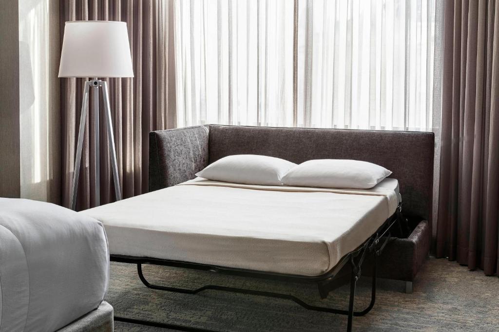 Junior King Suite with Sofa Bed